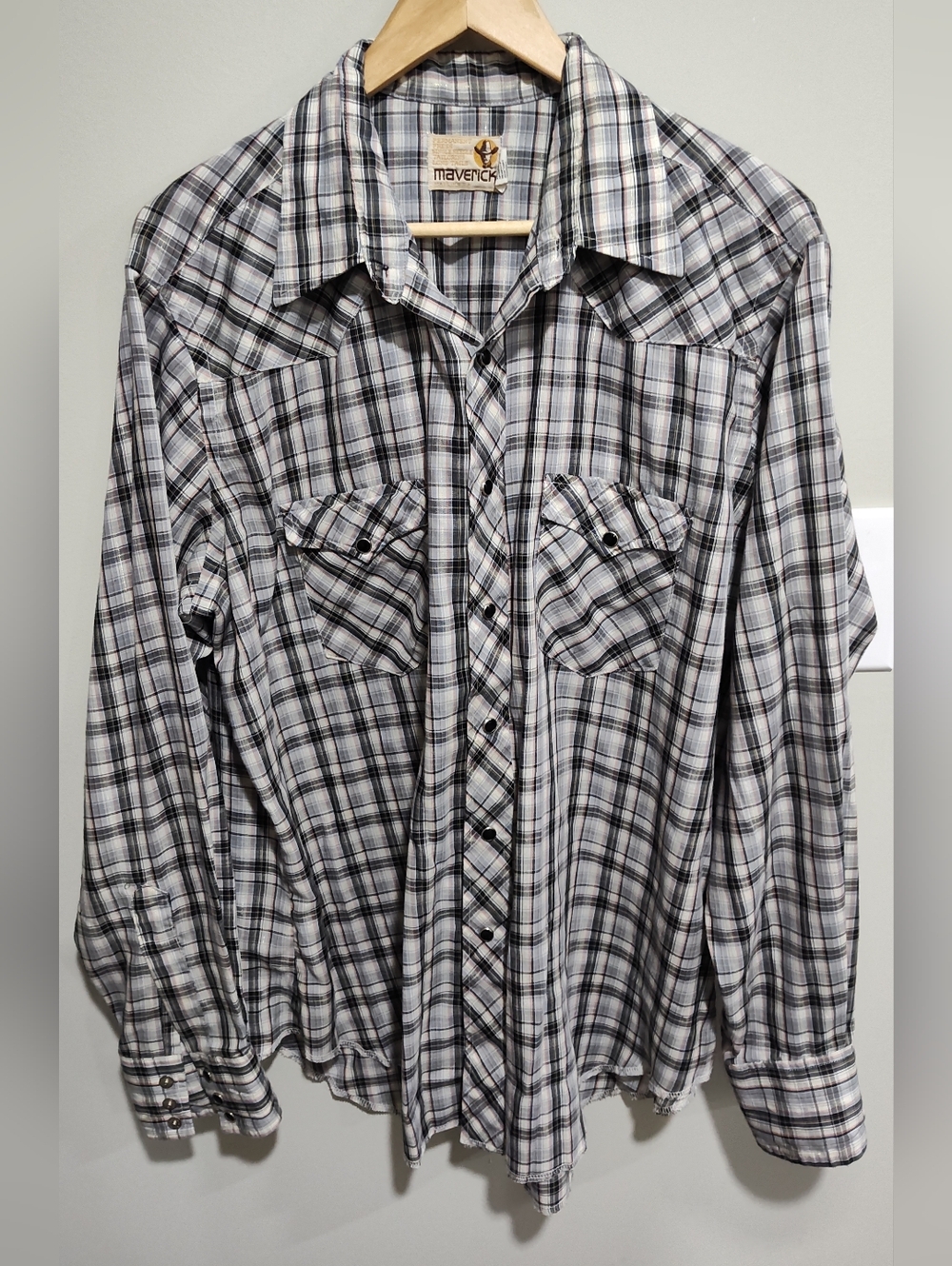 Vintage Maverick Shirt Men's XL Gray Button Up Rancher Pearl Snaps Made in USA